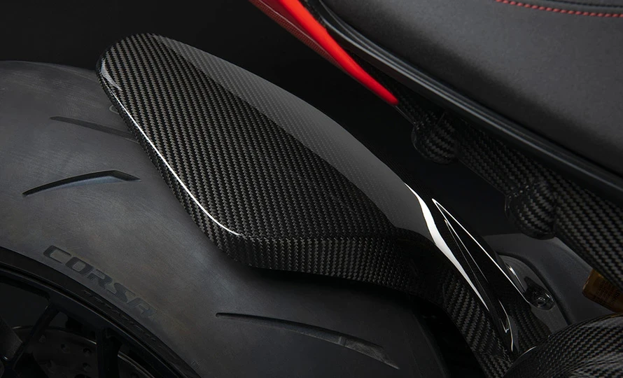 ducati.streetfighter-v4-lamborghini.foto50416_890