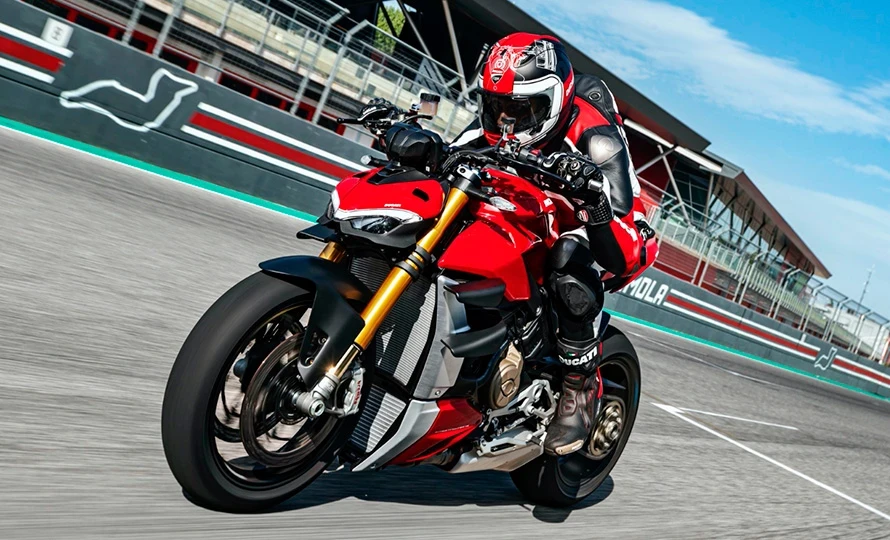 ducati.streetfighter-v4-s.foto50051_890