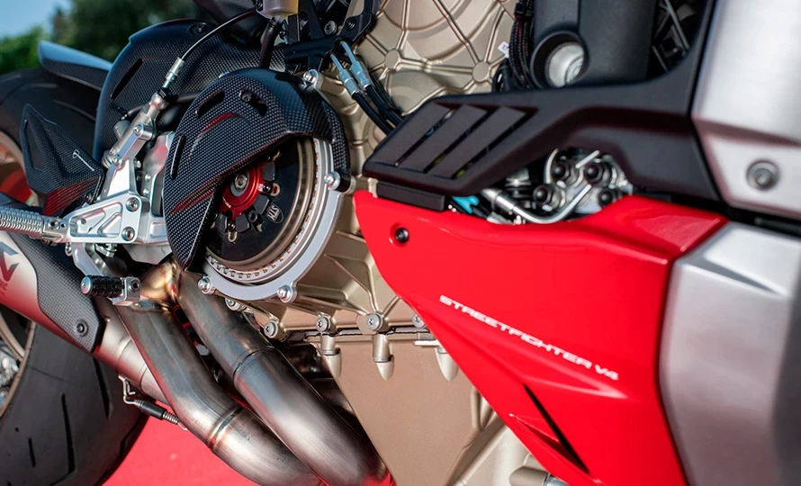 ducati.streetfighter-v4-s.foto50076_890