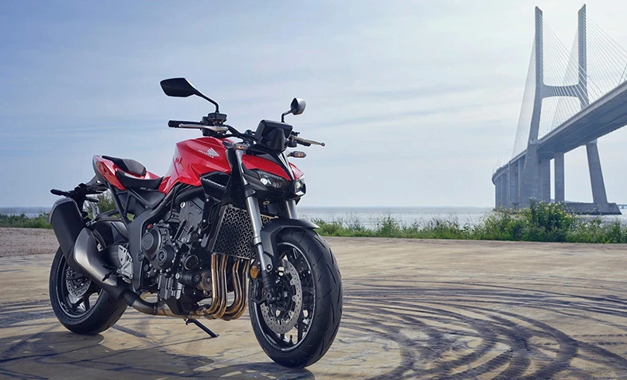 honda.cb-1000-hornet.foto51083_890.v1787164968-faw2