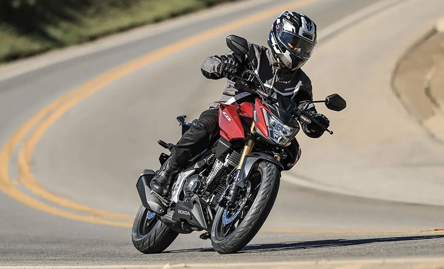 honda.cb-300f-twister.foto51057_890.v1787162914-4j8l