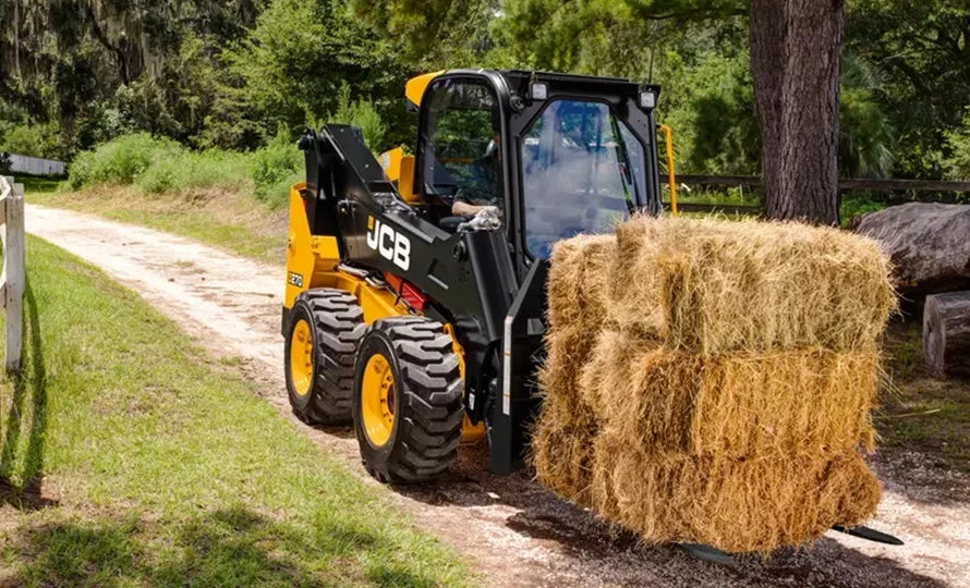 jcb.270.foto50584_890