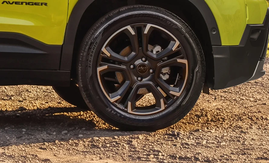 jeep.avenger.foto51012_890.v1786653187-yegd