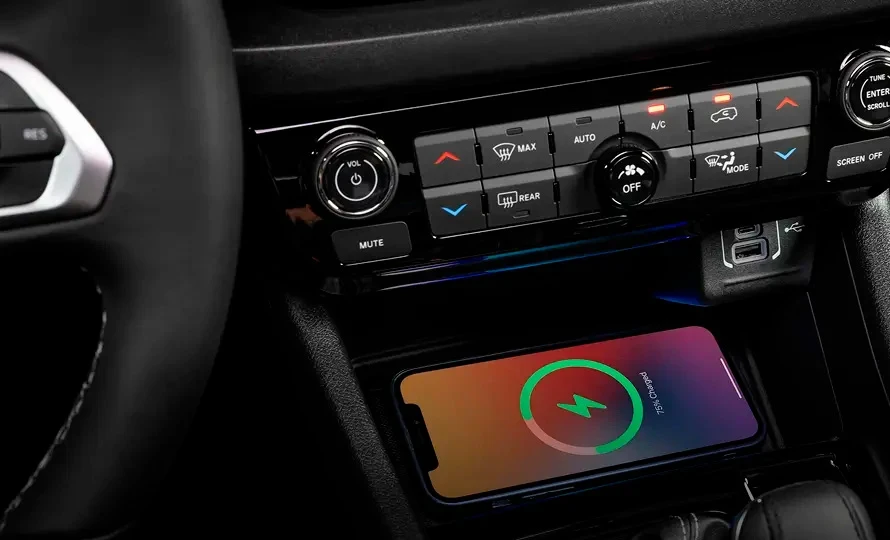 jeep.renegade.foto49632_890