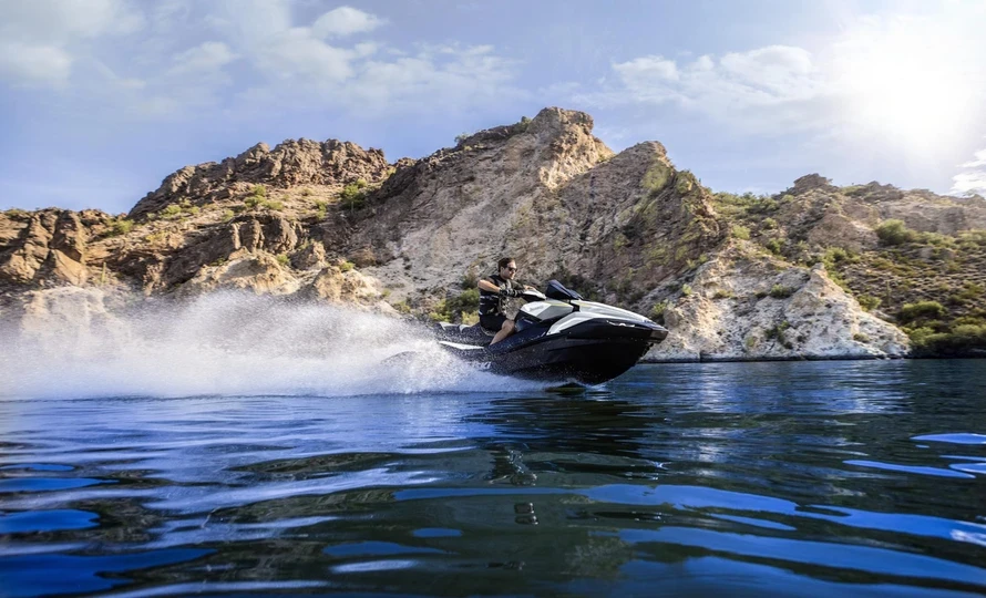 kawasaki.jet-ski-ultra-160lx.foto51738_890.v1792607544-vbkl