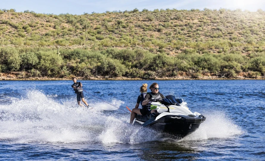 kawasaki.jet-ski-ultra-160lx.foto51739_890.v1792607545-k3pf