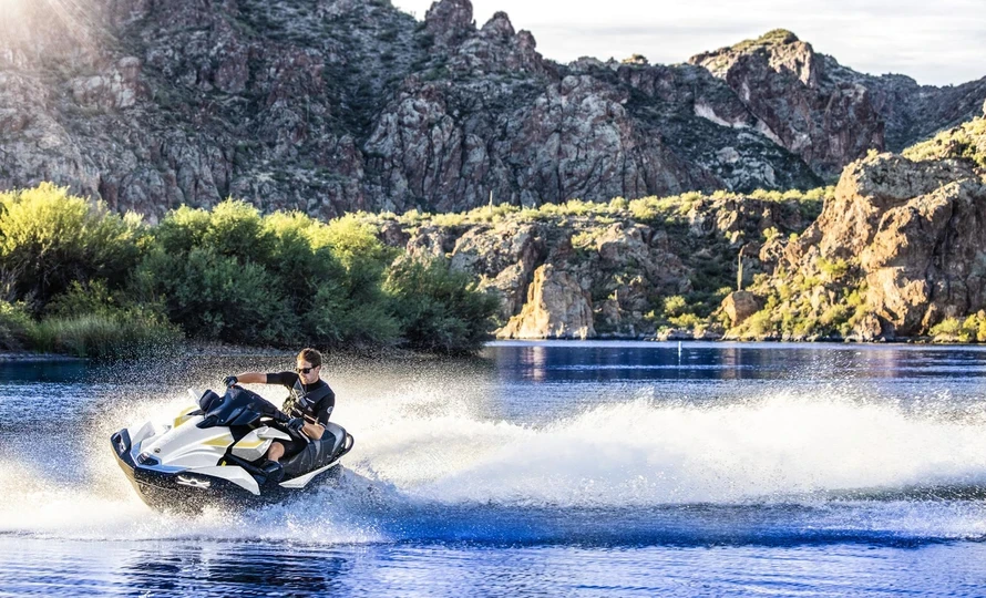 kawasaki.jet-ski-ultra-160lx.foto51740_890.v1792607547-nfo5