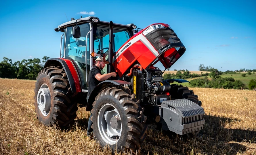 massey-ferguson.serie-mf-5m.foto51693_890.v1792438393-ql07