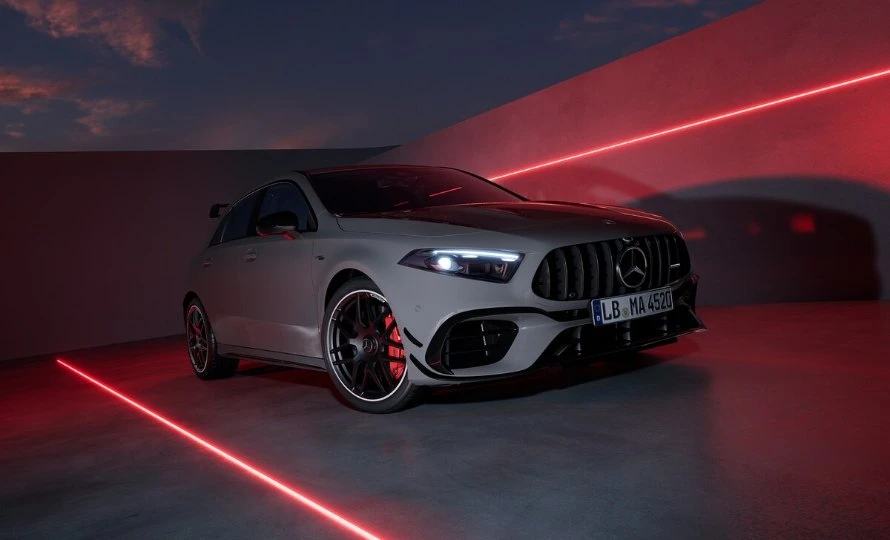mercedes-benz-automoveis.amg-classe-a-hatch.foto51959_890.v1793312991-xwod
