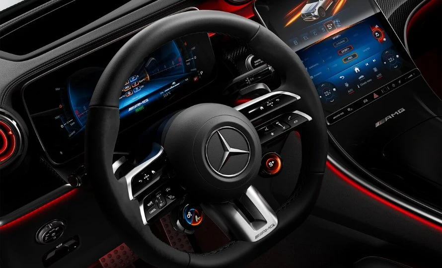 mercedes-benz-automoveis.amg-glc-coupe.foto51935_890.v1793311258-1afo