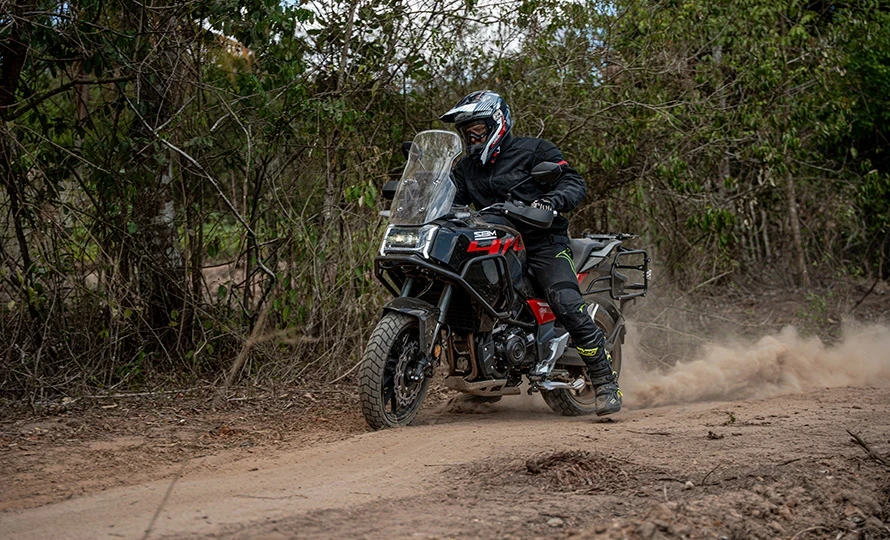 sbm.sbm-400ss.foto50217_890