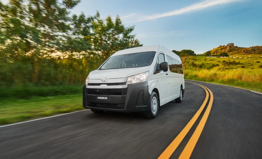 toyota.hiace.foto49096_890