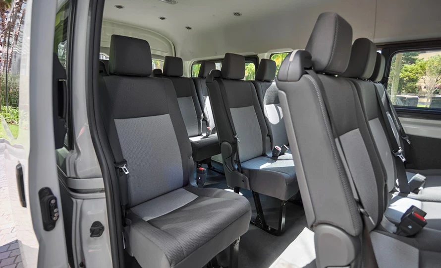 toyota.hiace.foto49104_890
