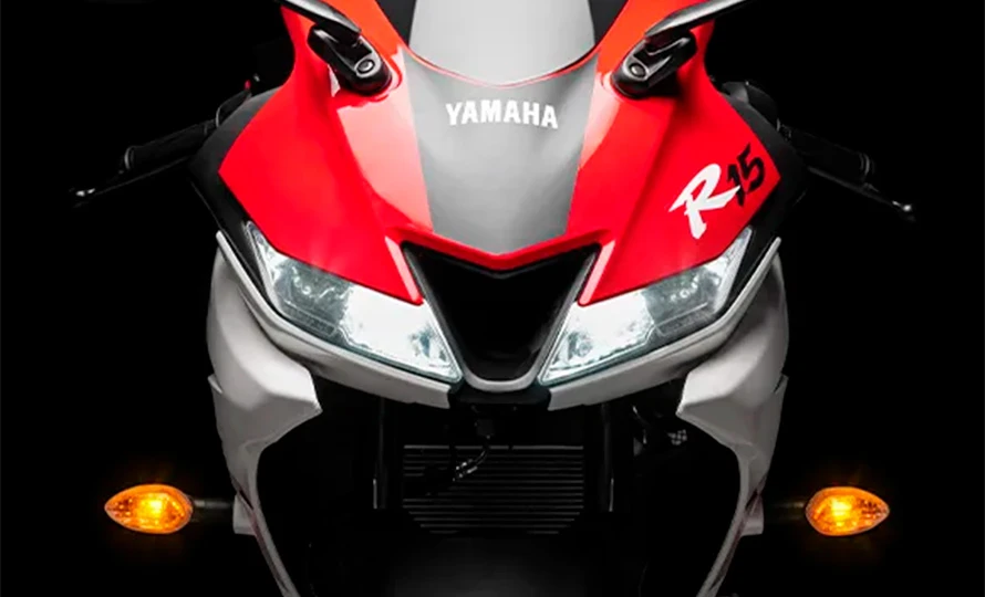 yamaha.r15-abs-70th.foto51225_890.v1788277167-jpeb