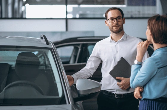 Vender ou trocar o carro usado? Compare vantagens e riscos, entenda o ATPV-e e a comunicação de venda e descubra por que a troca em concessionária vale mais.