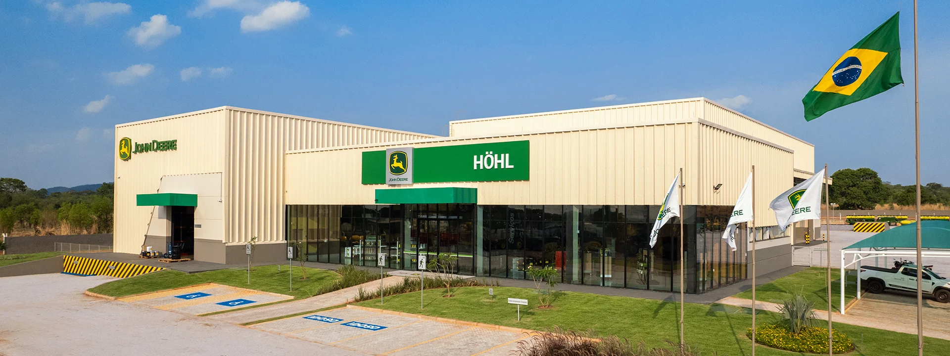 Uma loja Höhl em Nova Crixás