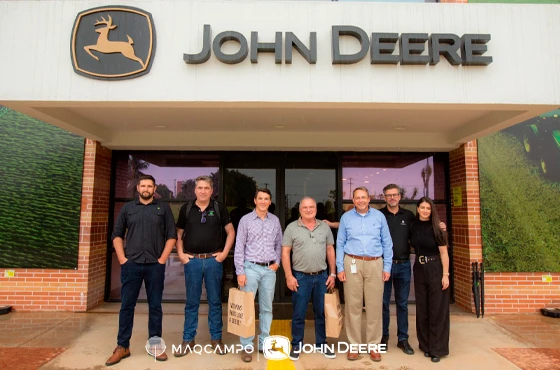 Maqcampo entrega Chave Ouro John Deere a cliente
