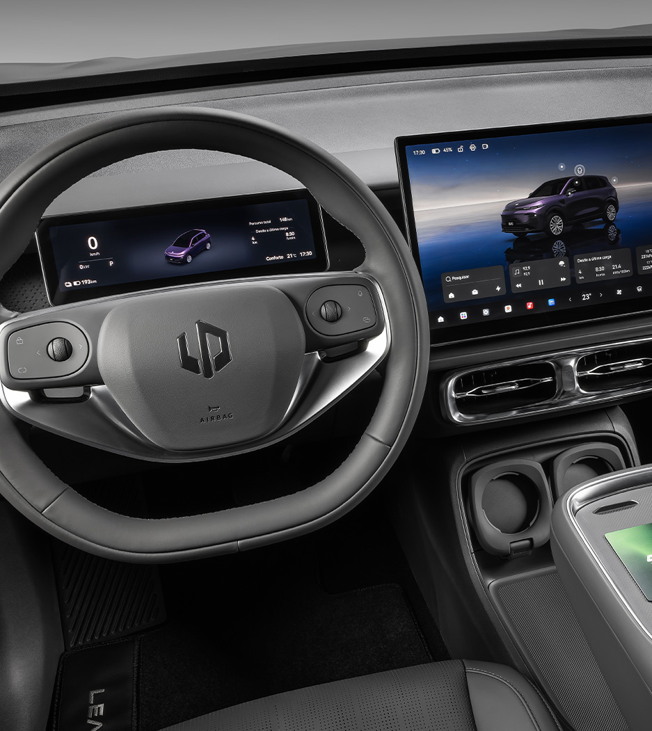 leamotors-design-interface-desk