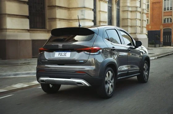 Pulse Híbrido ganha campanha divertida com Lázaro Ramos