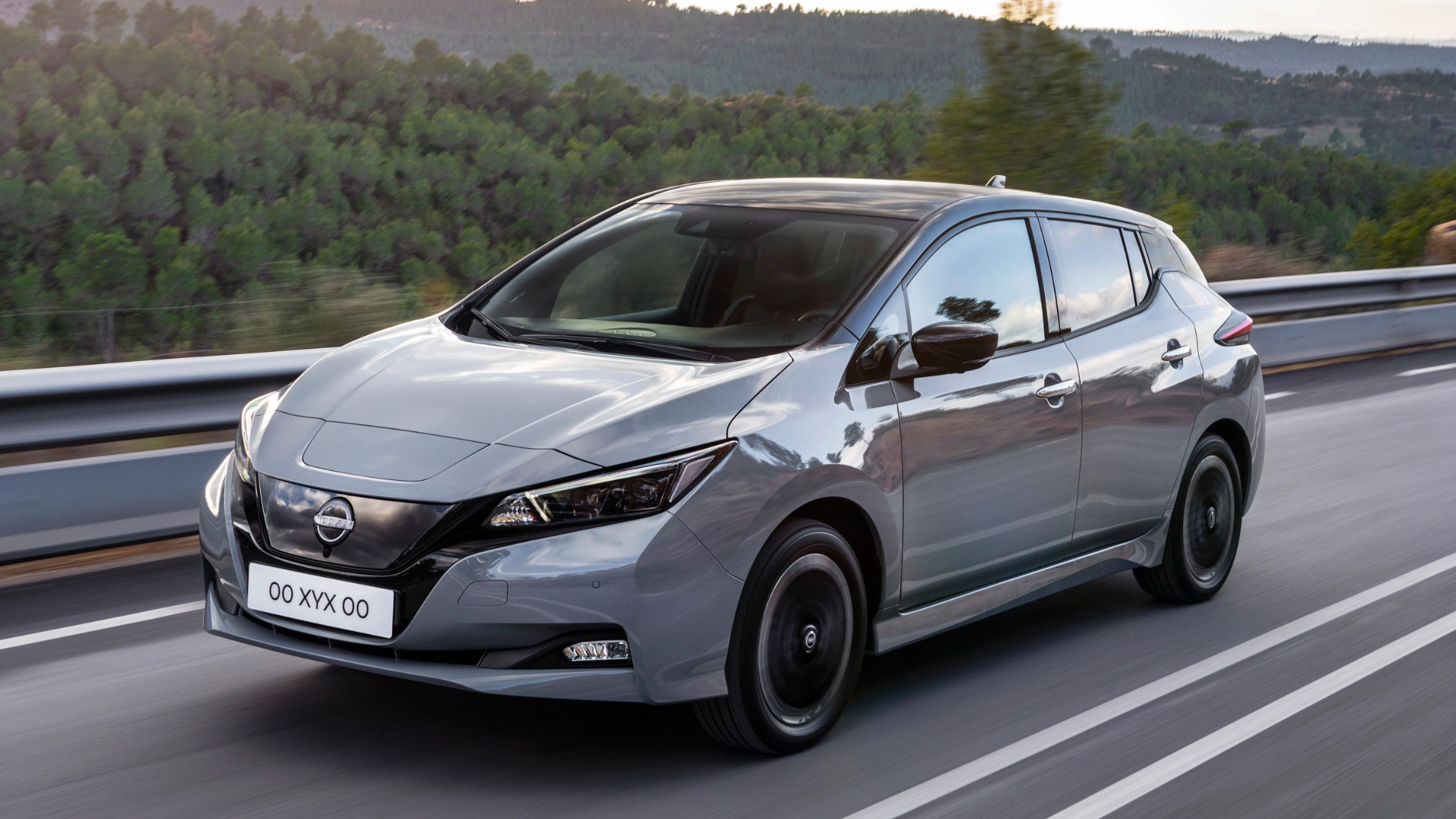 NISSAN LEAF 2023: 100% elétrico e incrível