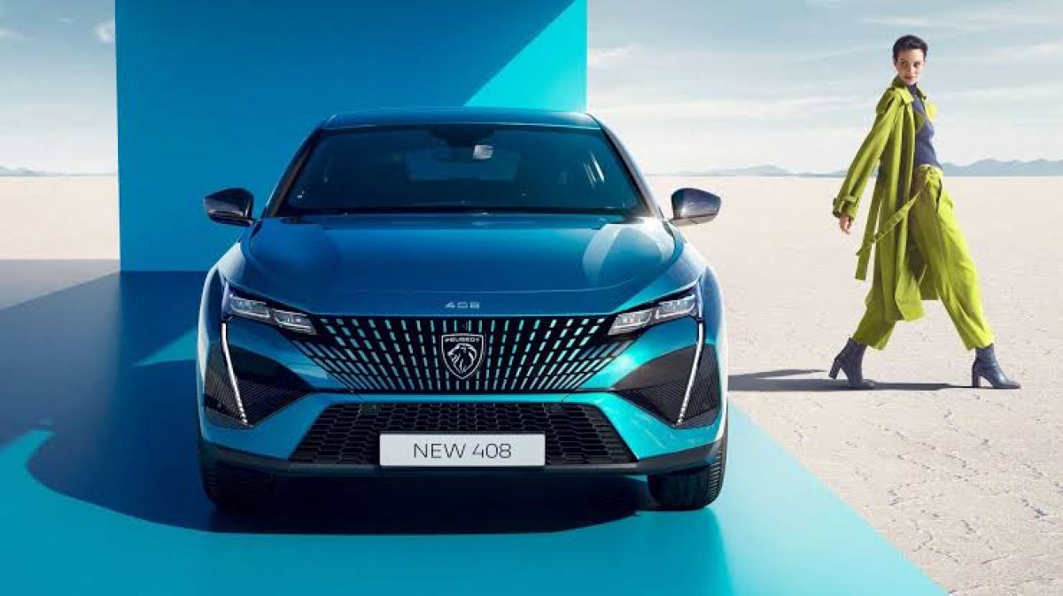 O novo Peugeot 408 virá em uma versão híbrida plug-in baseada na plataforma EMP2