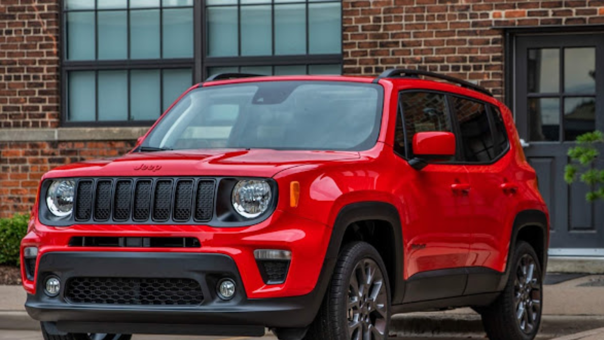 Jeep Renegade ganha reestilização na América do Norte