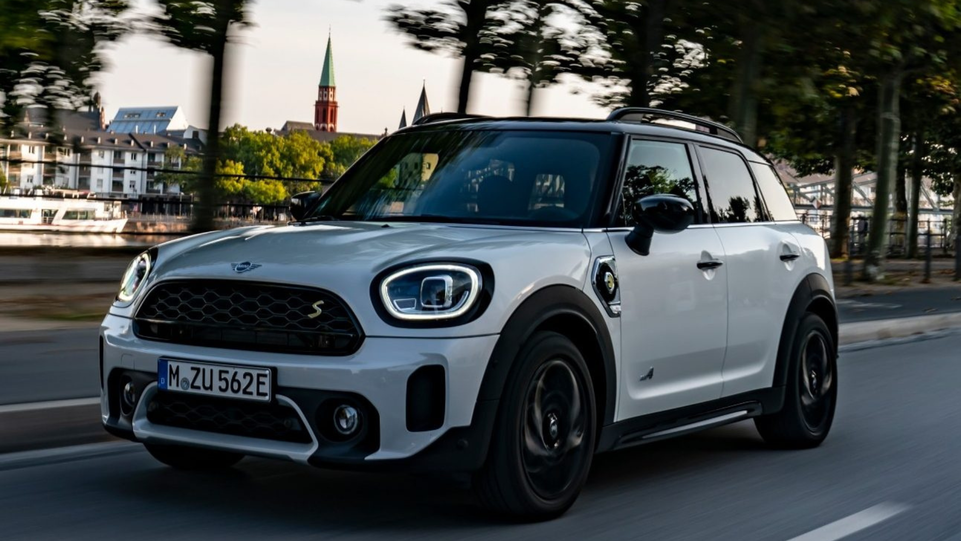 O MINI Cooper S E Countryman ALL4 ganha mais uma versão exclusiva e limitada