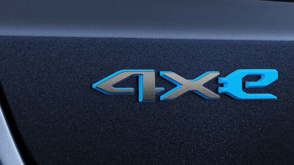 Veja o primeiro teaser do Jeep Compass 4Xe