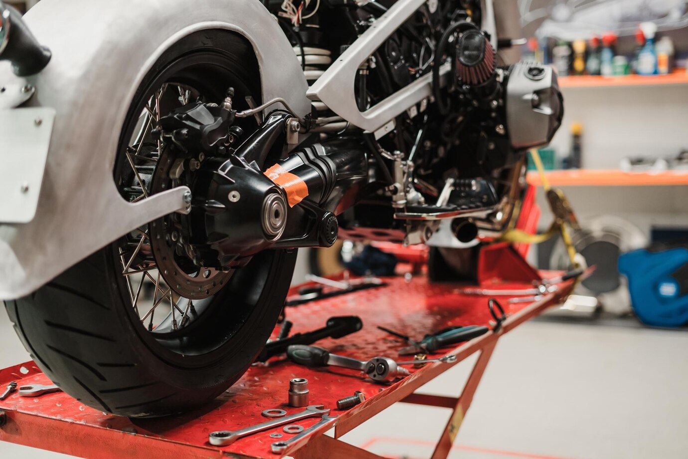 Sinais que sua moto precisa de balanceamento e alinhamento Sinais que sua moto precisa de balanceamento e alinhamento