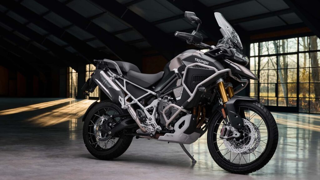 Descubra as atualizações da linha 2024 da Tiger 1200