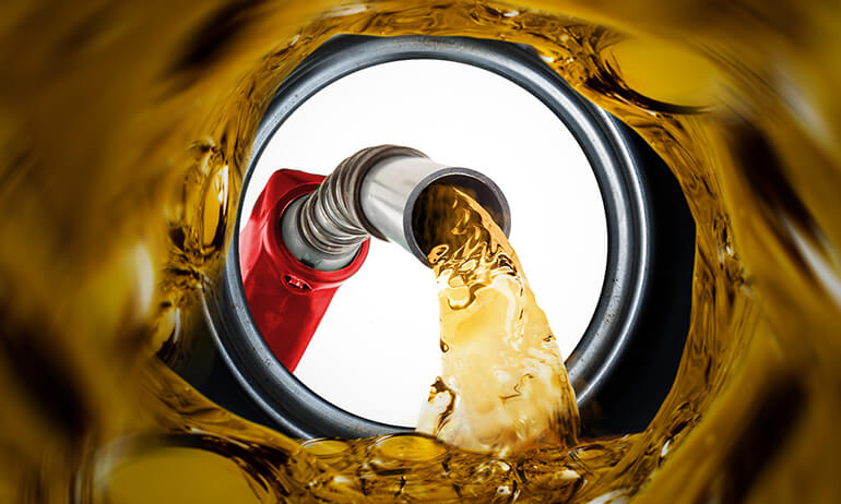 Solução sustentável: Toyota produz combustível com potencial de 75% de redução de emissão de poluentes