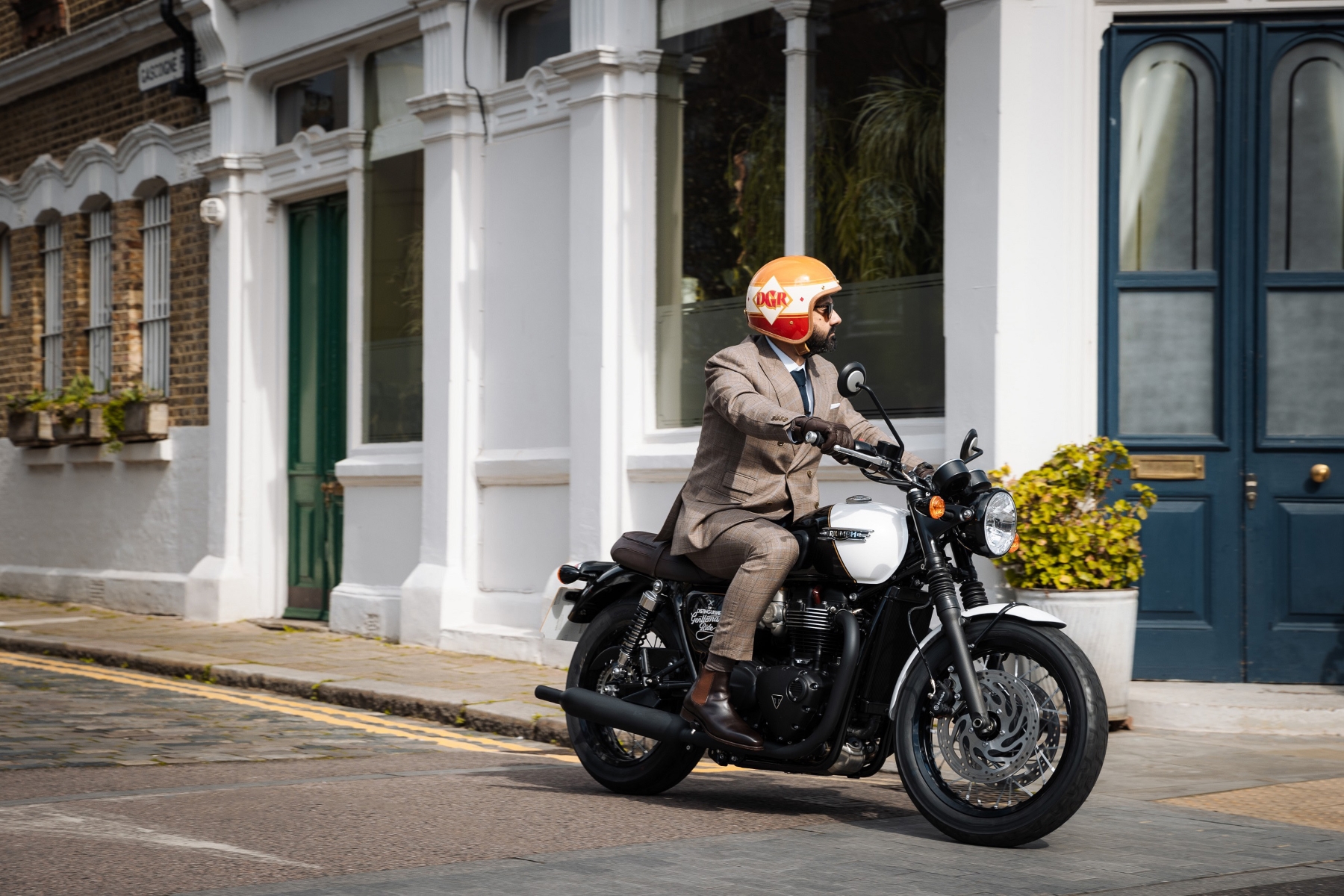 Triumph lança moto exclusiva em edição limitada para evento DGR Triumph lança moto exclusiva em edição limitada para evento DGR