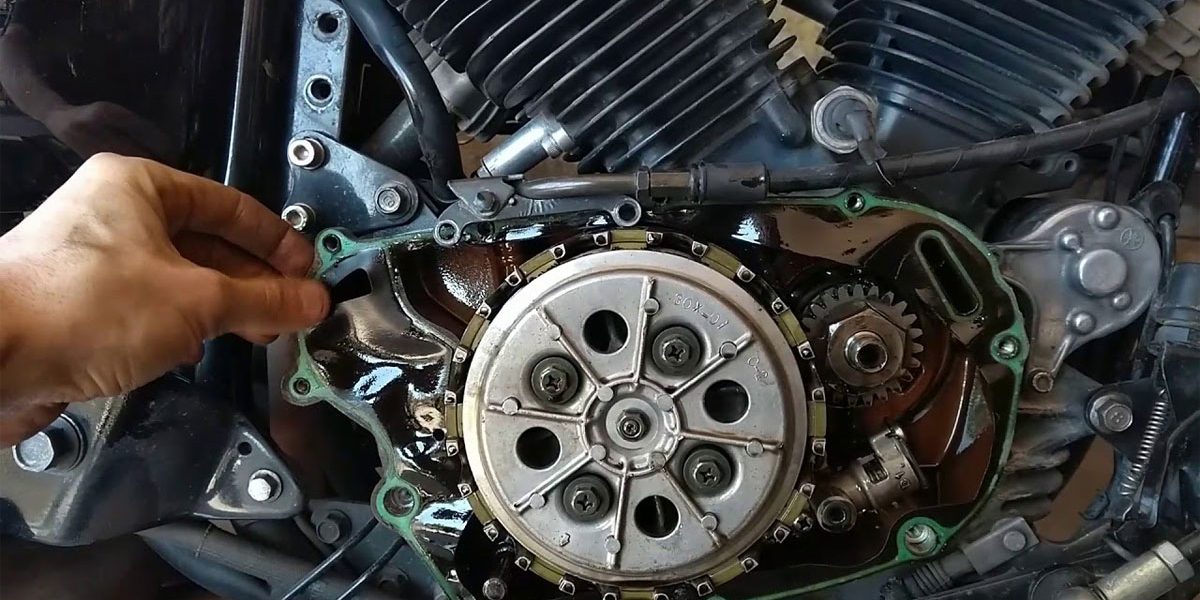 Peças de moto que demandam atenção: dicas de manutenção e cuidados