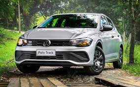 Volkswagen Polo dá trabalho para a Strada e quase assume o topo dos mais vendidos