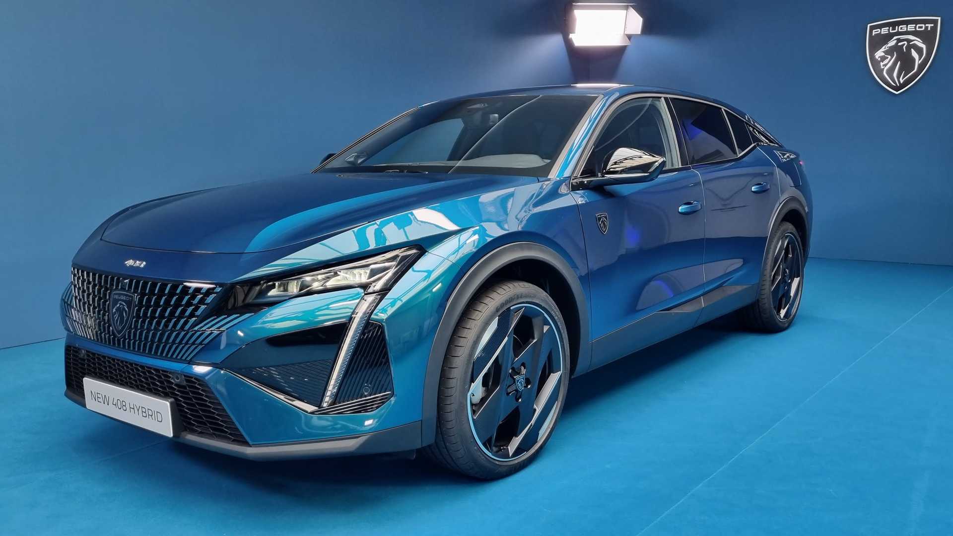 Stellantis registra novo 408 no Brasil; o que devemos esperar do carro que abandonou a carroceria sedan e virou um fastback?