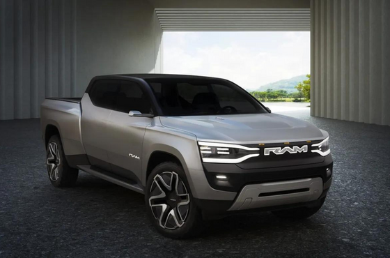 RAM apresenta picape elétrica que segue o dono nos EUA