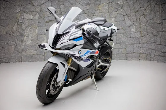 BMW S1000 RR 2025: o review completo da superesportiva