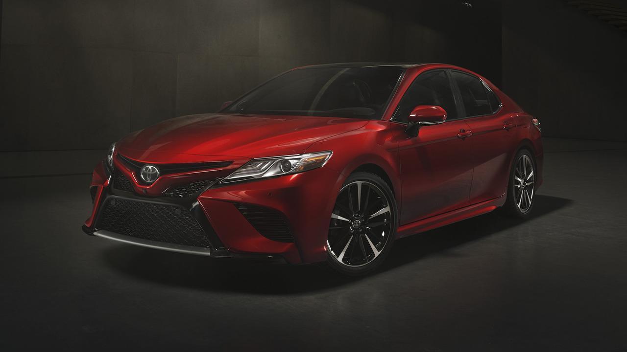 Novo Toyota Camry 2018 na Saga Toyota: Luxo e Tecnologia