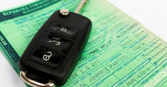 Como consultar débitos do carro pela placa?
