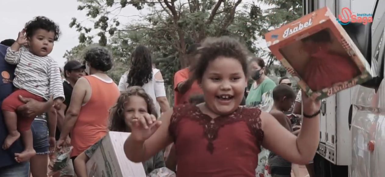 Ação de dia das Crianças | Instituto Saga | Iniciativas Apoiadas | Tecnologia. Inovação. Educação.