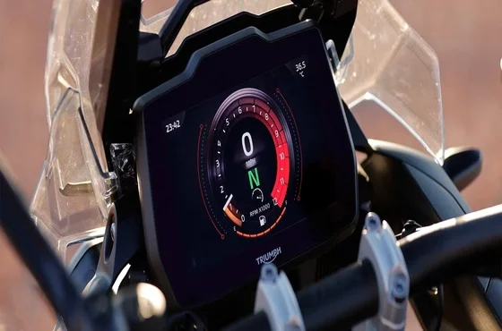 Tecnologia Triumph: Motores, Chassi e Eletrônica Avançados