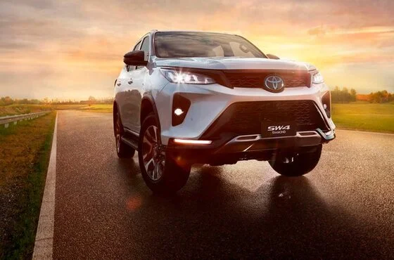 Toyota SW4: Conheça os Recursos que Tornam este SUV uma Excelente Opção
