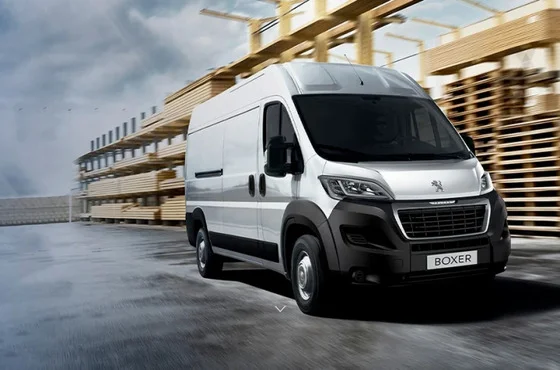 Peugeot Boxer: Furgão robusto e eficiente para o seu negócio