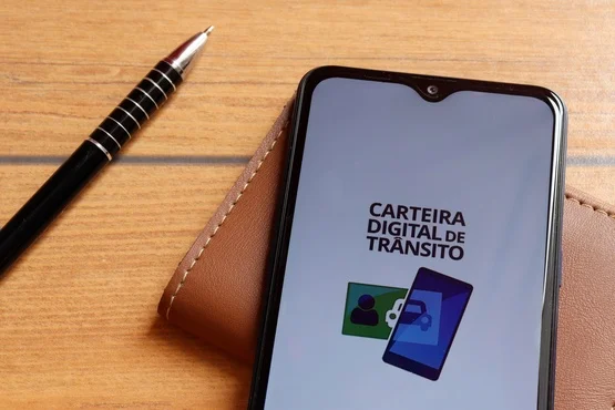 CNH vencida: prazo para dirigir e consequências